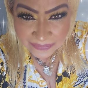 Meet your Posher, Brenda